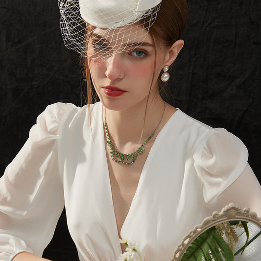 エメラルド幾何ネックレス