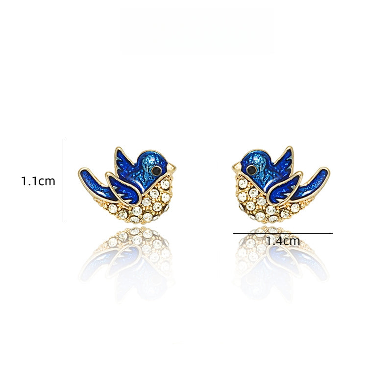 小さな青い鳥の可愛いピアス