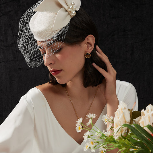 トラアイトツイストピアス