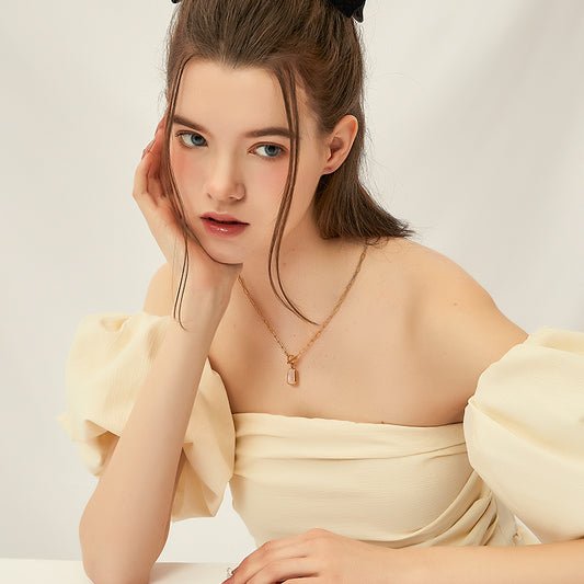 白貝幾何ペンダントネックレス