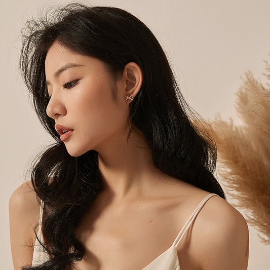 リボン皓石ピアス