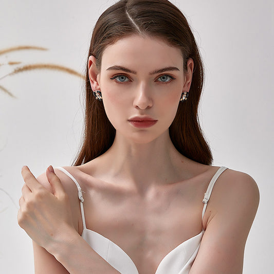 ブラックゴールドハートピアス