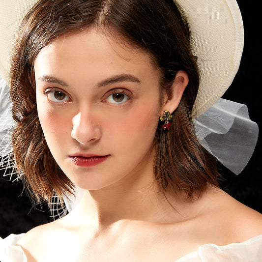 赤実緑葉自然派耳夹