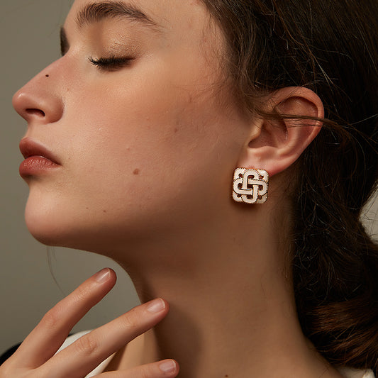 レトロ正方形チェーン耳夹