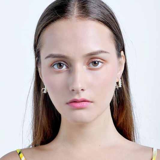 リボン真珠並びピアス