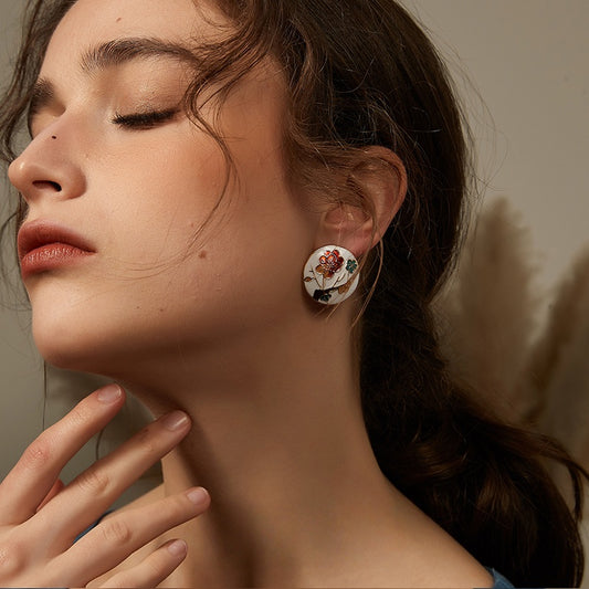 彩釉花円形ピアス