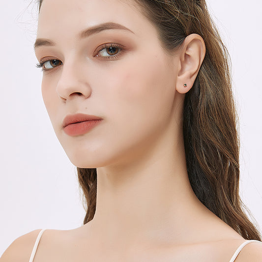 エメラルド皓石菱形ピアス