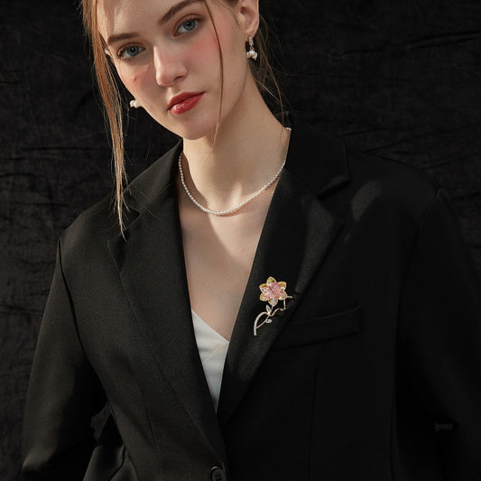 クリスタル山茶花ブローチ