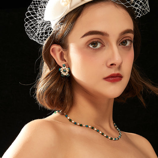 瑠璃真珠花耳夹