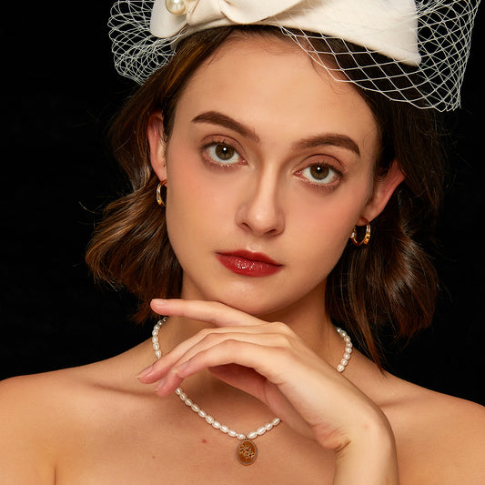 ホップ型真珠イヤリング