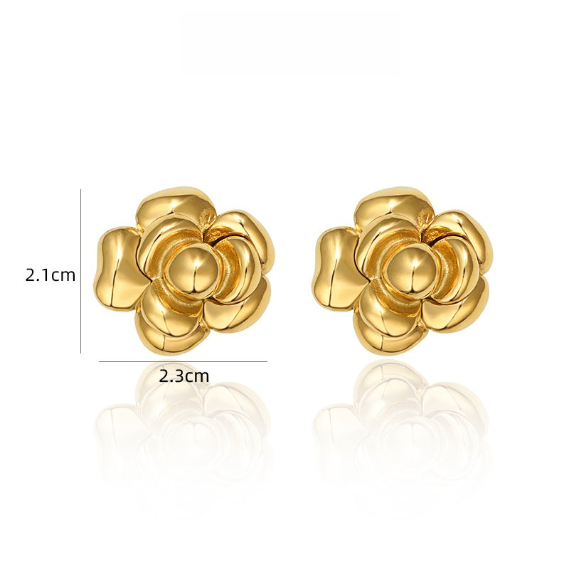 ゴールド山茶花ピアス