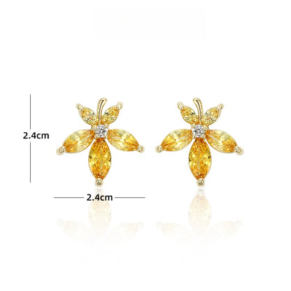 花びら皓石立体ピアス