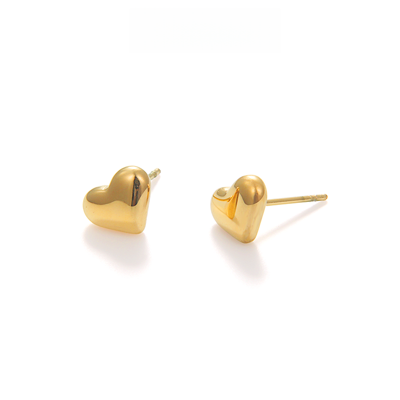 ゴールドシンプルハートピアス
