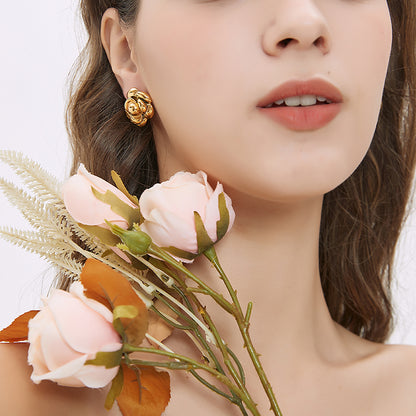 ゴールド山茶花ピアス