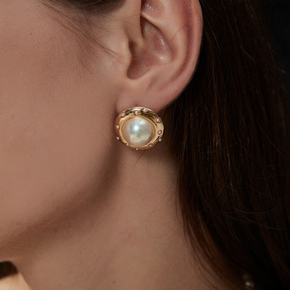 真珠丸フレームピアス