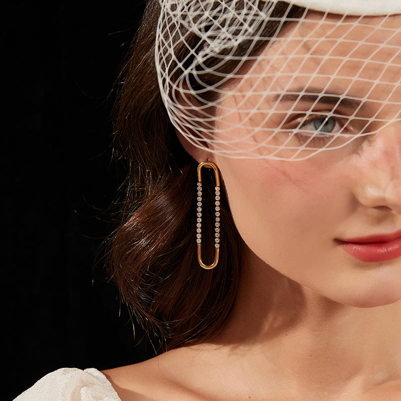 フレンチ U 型ミニマルピアス