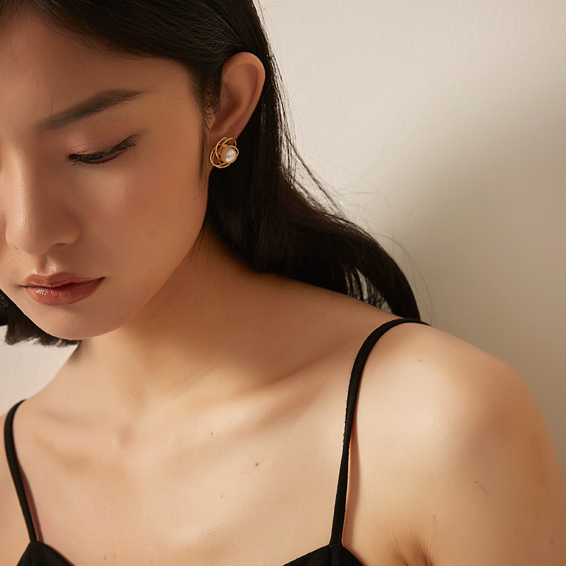 フレンチ真珠ワイヤーイヤリング