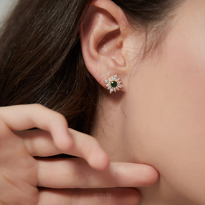 グリーンジルコニア花ピアス