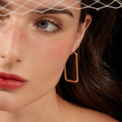 欧米風簡易四角イヤリング