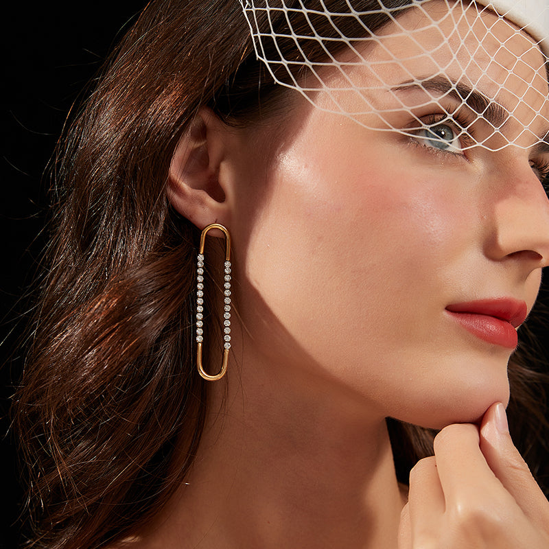 フレンチ U 型ミニマルピアス