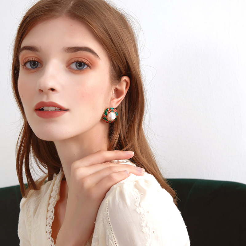 フレンチ彩釉真珠耳夹