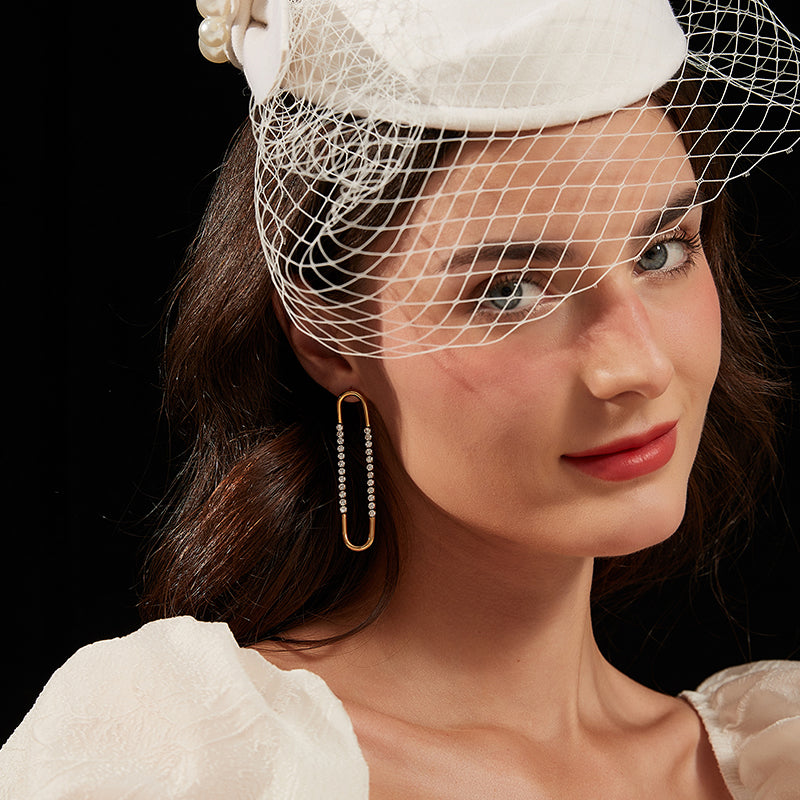 フレンチ U 型ミニマルピアス